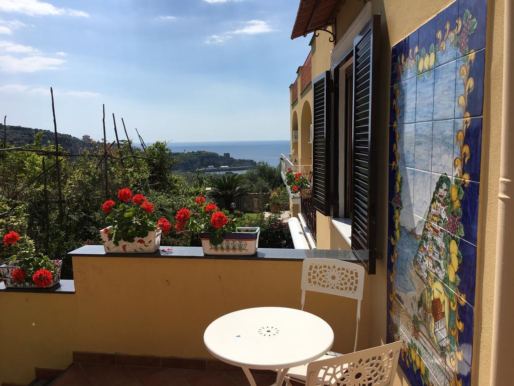 Faraglioni Di Sorrento Guesthouse Экстерьер фото